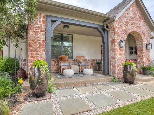 3209 Silvercliffe Court, Edmond, OK 73012