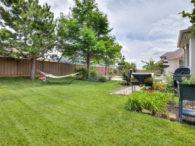 3209 Silvercliffe Court, Edmond, OK 73012