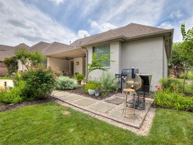 3209 Silvercliffe Court, Edmond, OK 73012