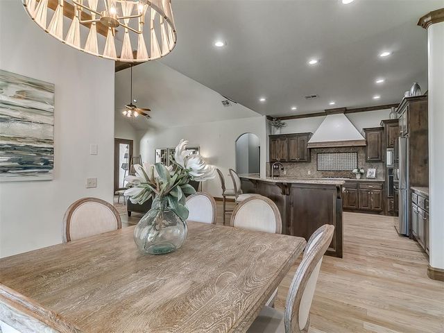 3209 Silvercliffe Court, Edmond, OK 73012