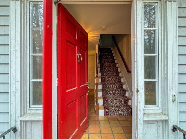 111 Log Hill Rd, Carlisle, MA 01741