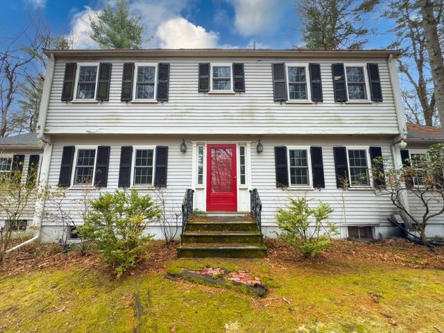 111 Log Hill Rd, Carlisle, MA 01741