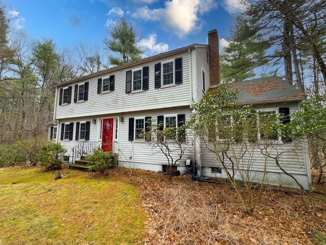 111 Log Hill Rd, Carlisle, MA 01741