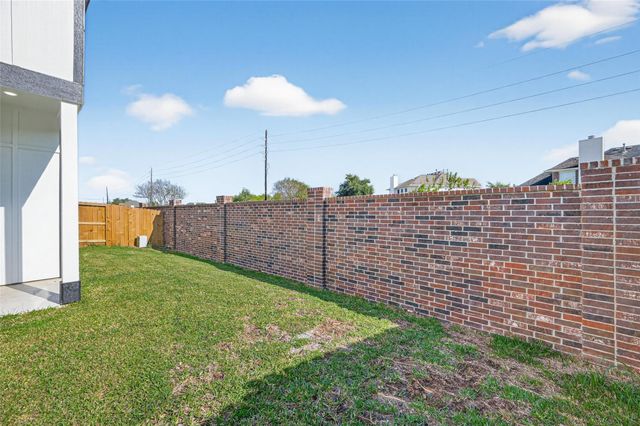 6702 Metro Blvd 52, Houston, TX 77083