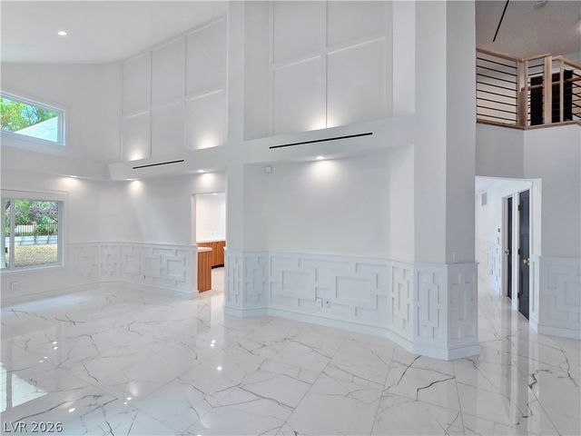 9708 Craighead Lane, Las Vegas, NV 89117