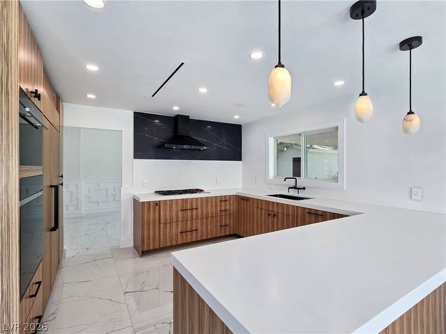 9708 Craighead Lane, Las Vegas, NV 89117