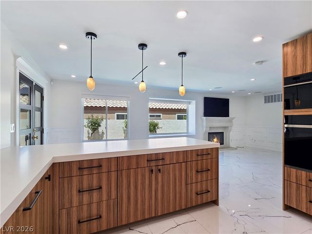9708 Craighead Lane, Las Vegas, NV 89117
