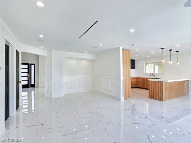 9708 Craighead Lane, Las Vegas, NV 89117
