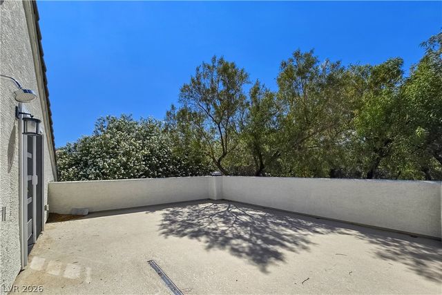 9708 Craighead Lane, Las Vegas, NV 89117