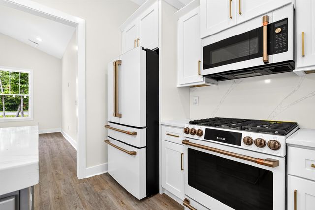 1019 Wachesaw Rd., Murrells Inlet, SC 29576
