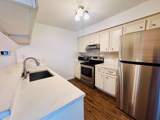 1413 Bonanza Road 413, Houston, TX 77062