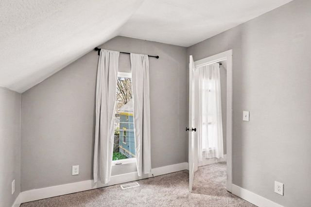 25 Mack Avenue NE, Grand Rapids, MI 49503