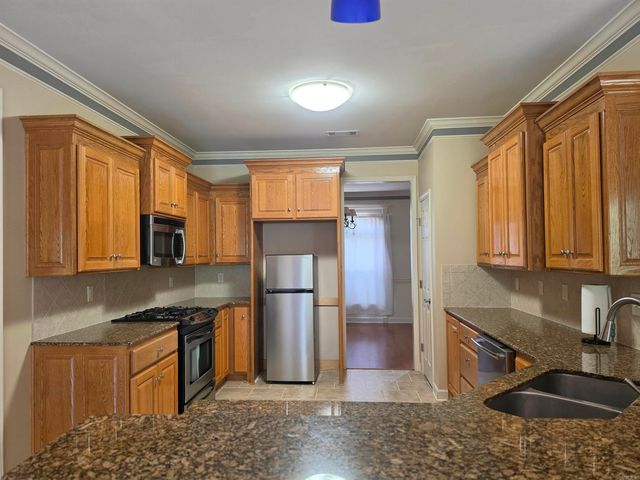 15516 Hartford Street, Little Rock, AR 72223