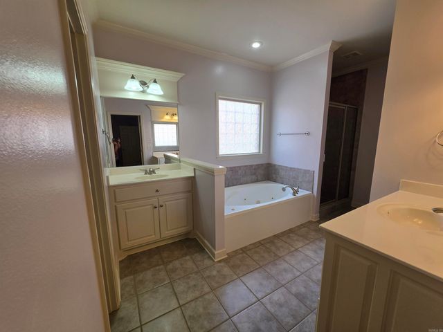 15516 Hartford Street, Little Rock, AR 72223