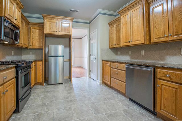 15516 Hartford Street, Little Rock, AR 72223
