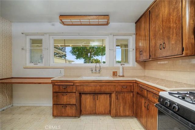138 N Vecino Avenue, Glendora, CA 91741