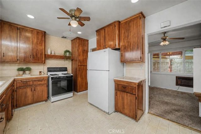 138 N Vecino Avenue, Glendora, CA 91741