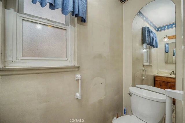 138 N Vecino Avenue, Glendora, CA 91741