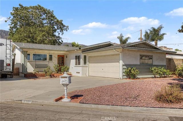138 N Vecino Avenue, Glendora, CA 91741