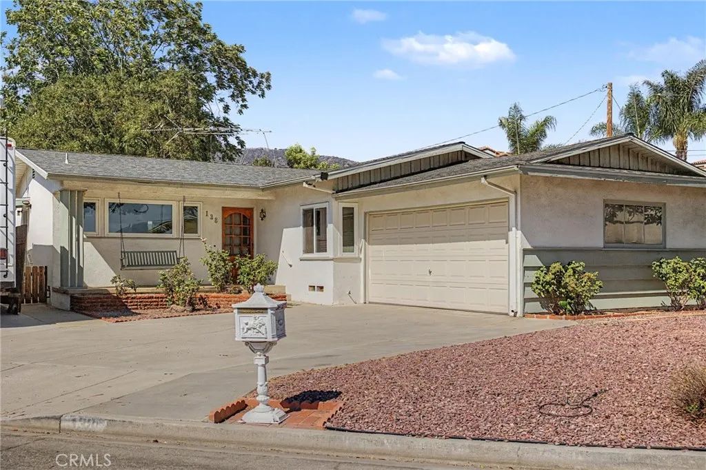 138 N Vecino Avenue, Glendora, CA 91741
