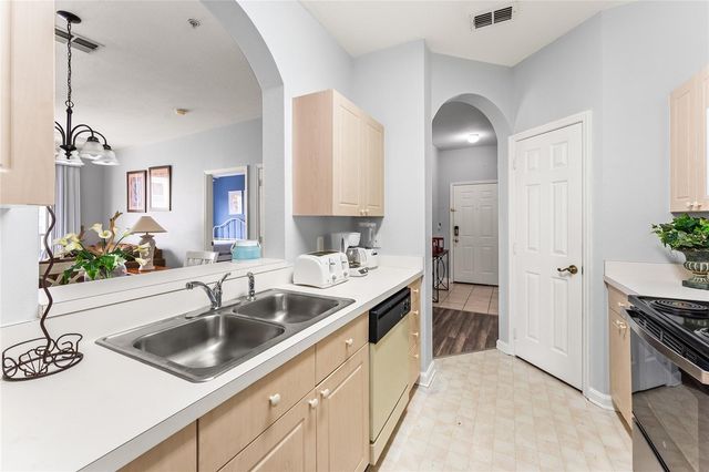 2301 BUTTERFLY PALM WAY 203, Kissimmee, FL 34747