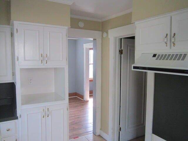 21 Bryant Street, Battle Creek, MI 49017