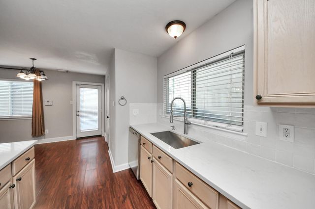 1536 Kew Garden Drive, Houston, TX 77047