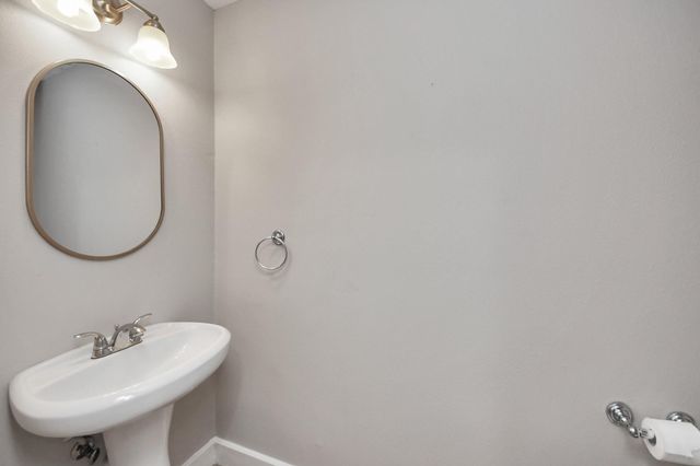 1536 Kew Garden Drive, Houston, TX 77047