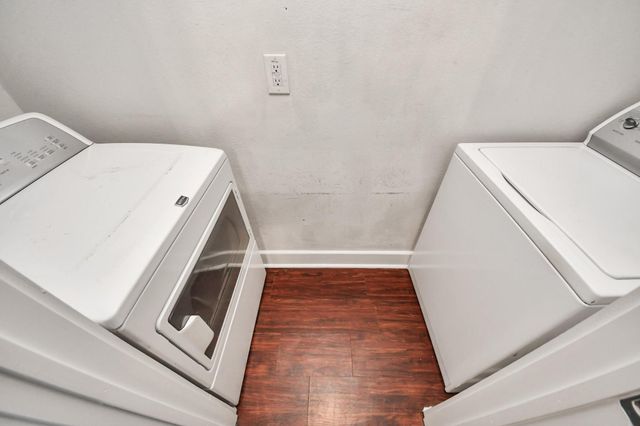 1536 Kew Garden Drive, Houston, TX 77047