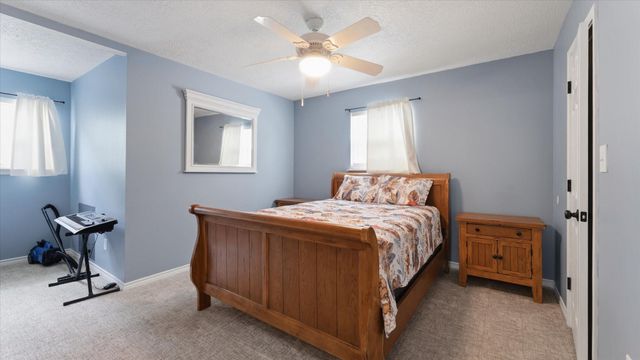 1928 Greentree Drive, Huntsville, TX 77340