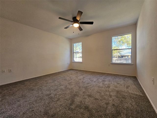 5213 English Glade DR, Austin, TX 78724