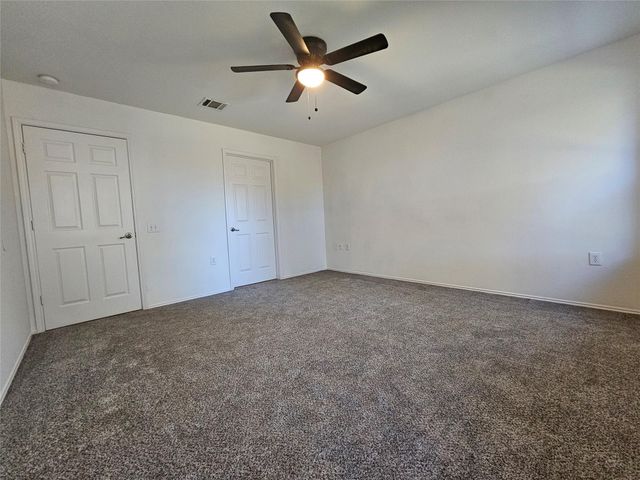 5213 English Glade DR, Austin, TX 78724