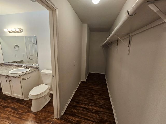 5213 English Glade DR, Austin, TX 78724