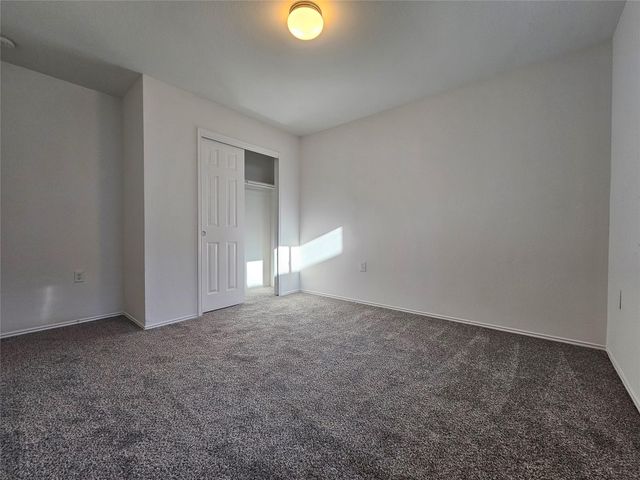 5213 English Glade DR, Austin, TX 78724