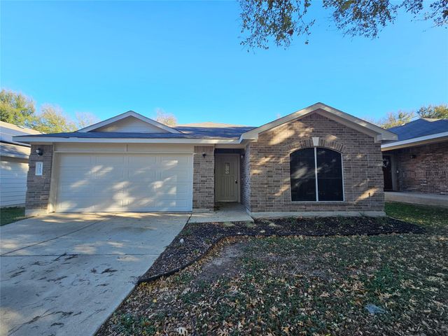 5213 English Glade DR, Austin, TX 78724