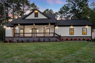 98 W Reese Street, Monroe, GA 30655