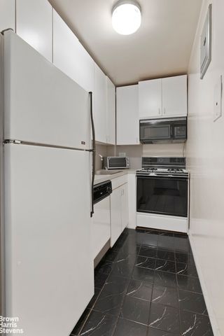 399 E 72nd St Apt 14D, New York City, NY 10021