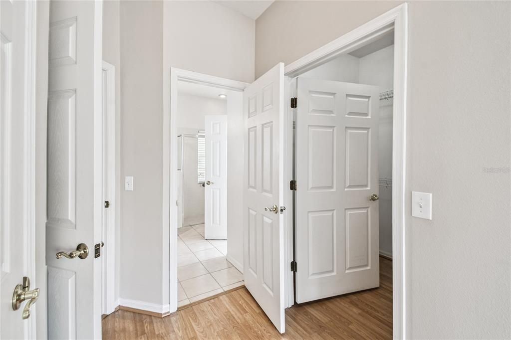 Image 28 of property listing at 253 LAKE CASSIDY DR, Kissimmee, FL 34759