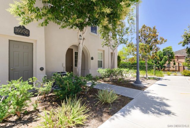 16950 Vasquez Way 107, San Diego, CA 92127