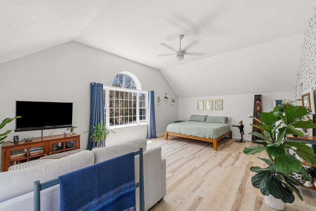 51 Ellyson Ave, Hampstead, NH 03826