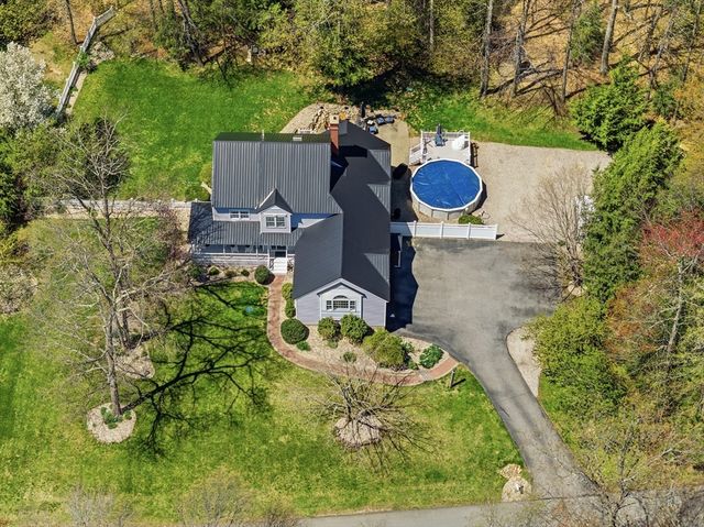 51 Ellyson Ave, Hampstead, NH 03826