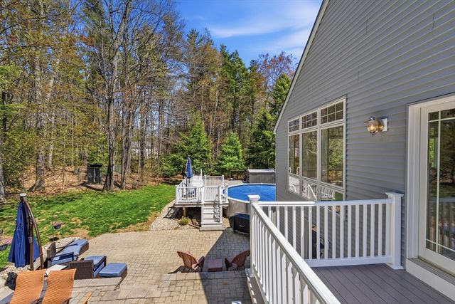 51 Ellyson Ave, Hampstead, NH 03826