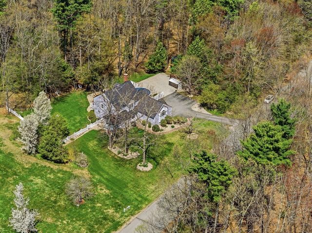 51 Ellyson Ave, Hampstead, NH 03826