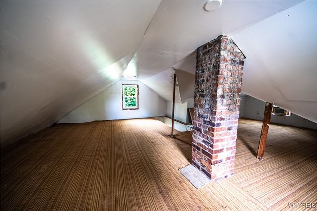 449 81st Street, Niagara Falls, NY 14304