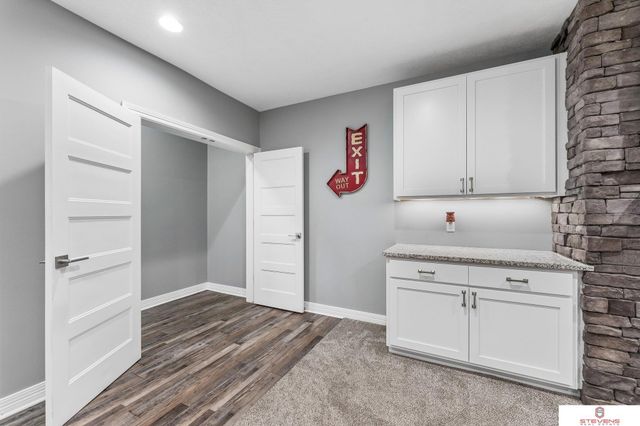 8022 N 159th Avenue, Bennington, NE 68007