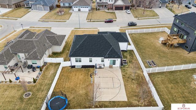 8022 N 159th Avenue, Bennington, NE 68007