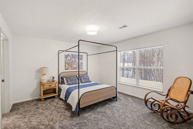 3333 Clear Vista Court 23, Grand Rapids, MI 49525