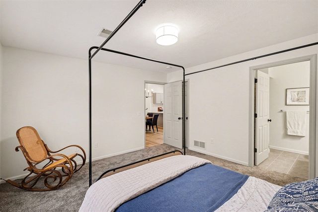 3333 Clear Vista Court 23, Grand Rapids, MI 49525