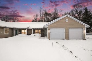 3333 Clear Vista Court 23, Grand Rapids, MI 49525