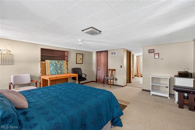 1208 39th Street NW, Canton, OH 44709